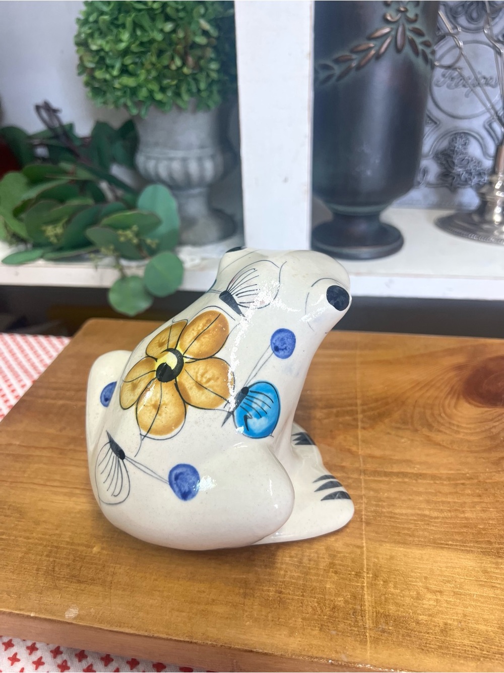 Vintage hand painted Mexico frog pottery decor folk art
